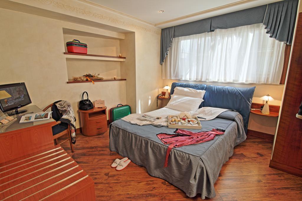 Hotel Aurora Wellness & Spa Tivoli Terme Room photo