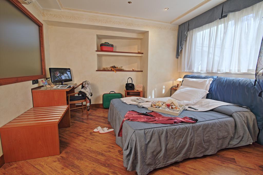Hotel Aurora Wellness & Spa Tivoli Terme Room photo