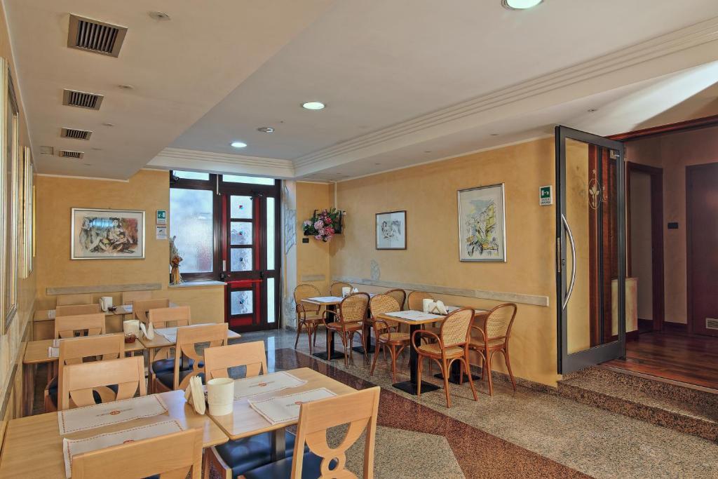 Hotel Aurora Wellness & Spa Tivoli Terme Exterior photo