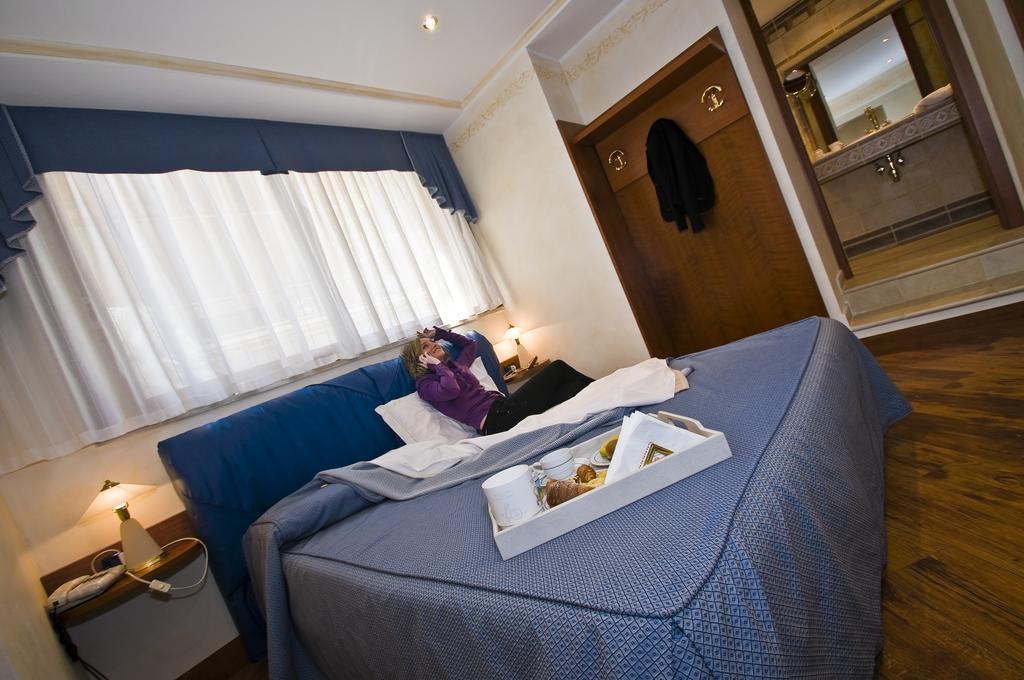 Hotel Aurora Wellness & Spa Tivoli Terme Room photo